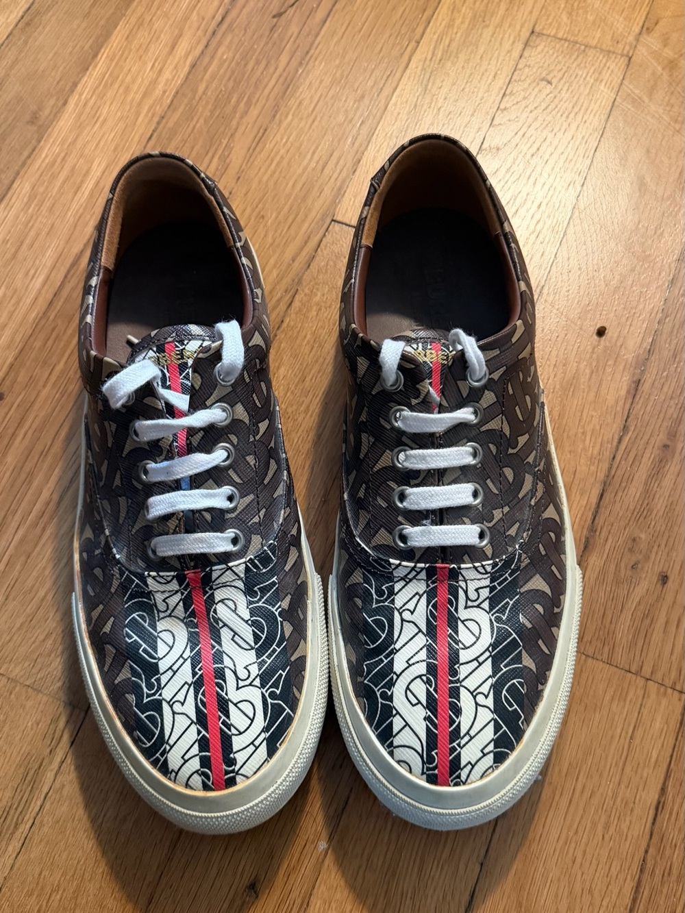 Burberry Brown Monogram Low-Top Sneakers with Red Stripe